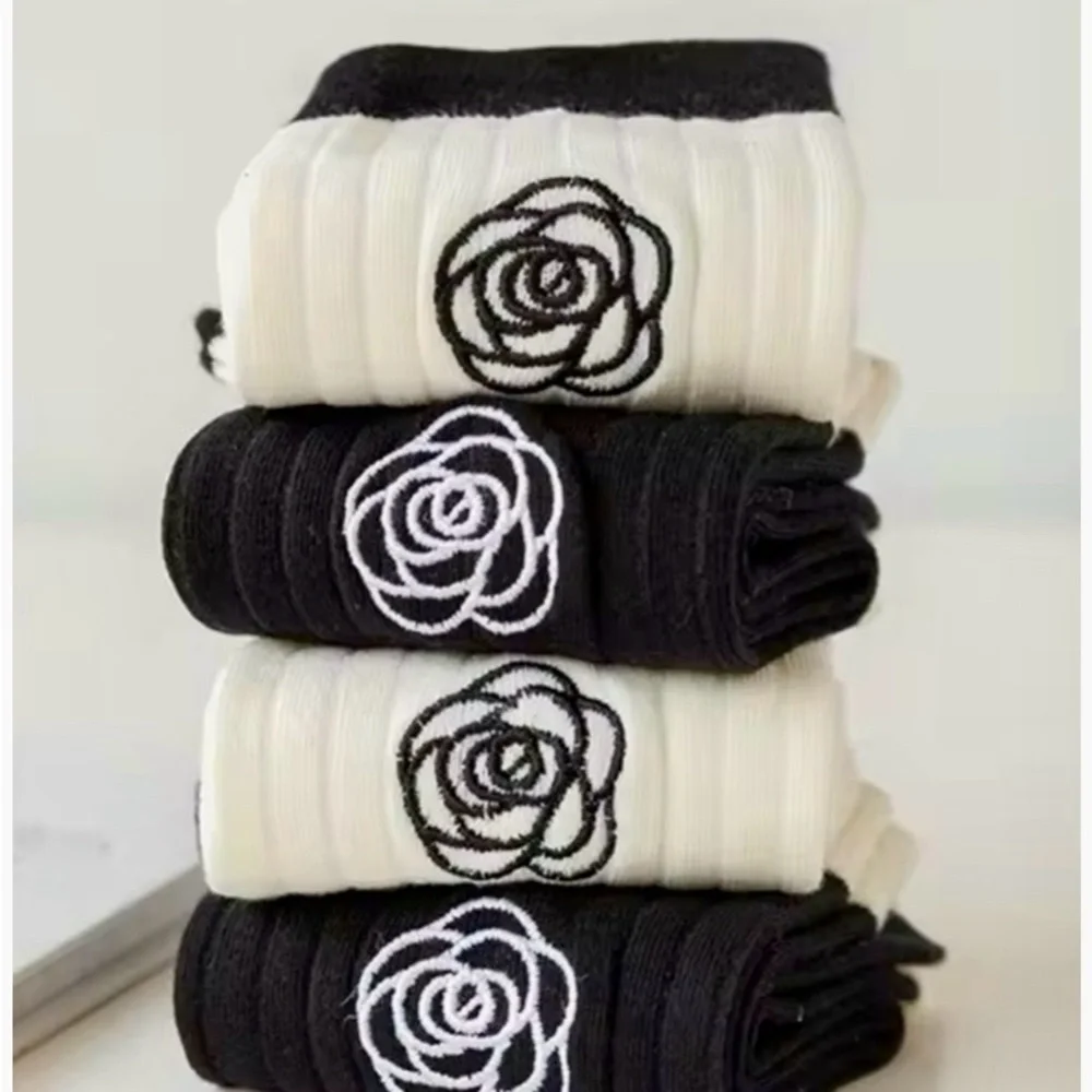 LAST 1!! Black Left Floral Mid Ankle Tube Socks - Super Soft! - Picture 2 of 4